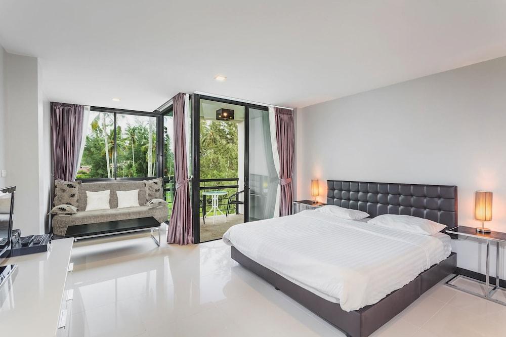 The Kris Condotel Bang Tao Beach  Esterno foto