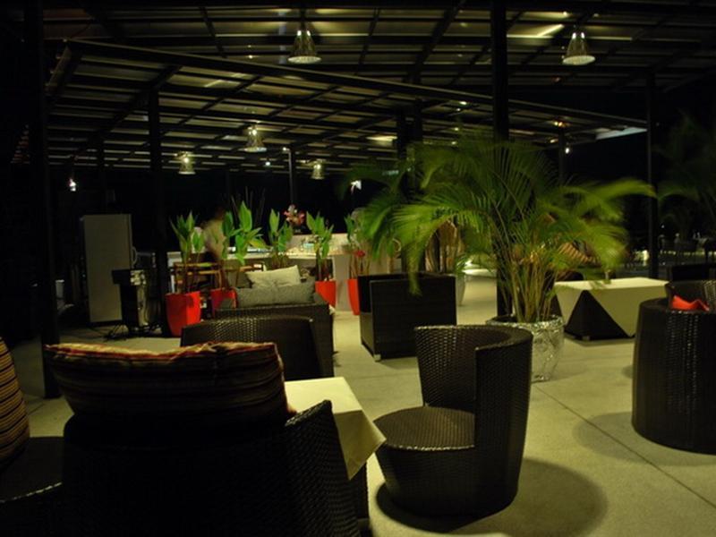 The Kris Condotel Bang Tao Beach  Esterno foto